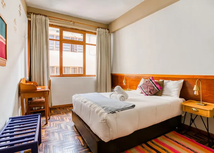 Socialtel Plaza De Armas Cusco